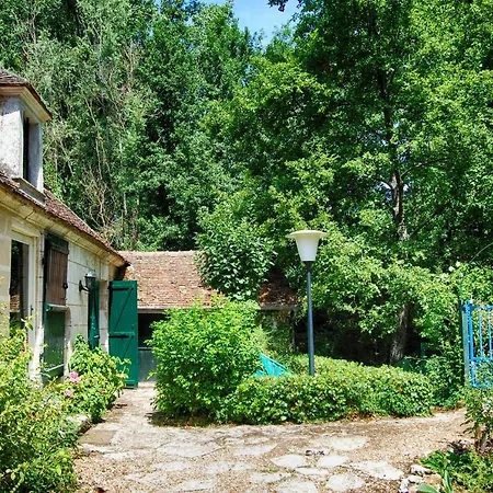 Le Moulin En Route 2 Bed & Breakfast Bleves